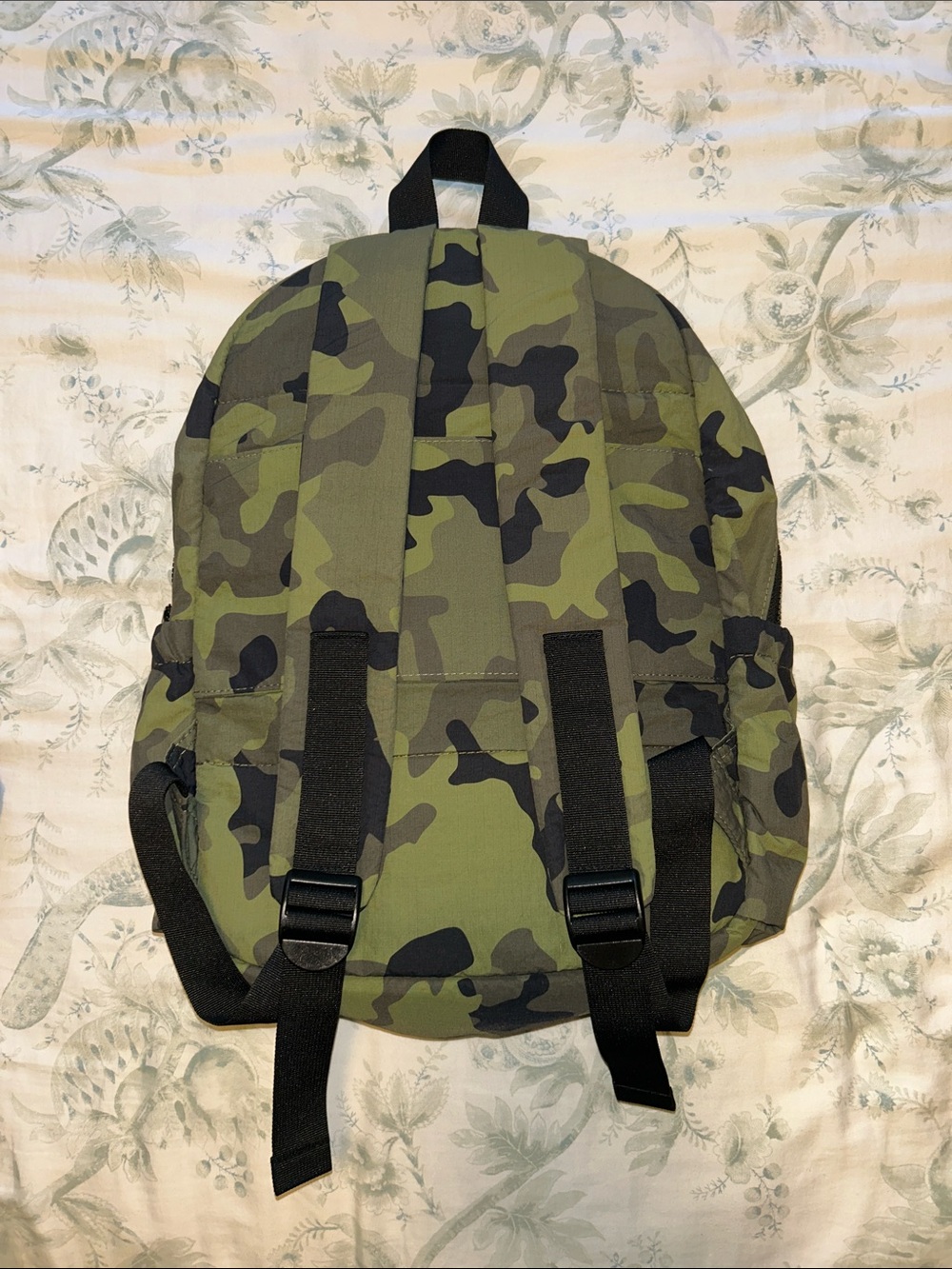 Aloha Collection backpack and duffle - Picture 3 of 6